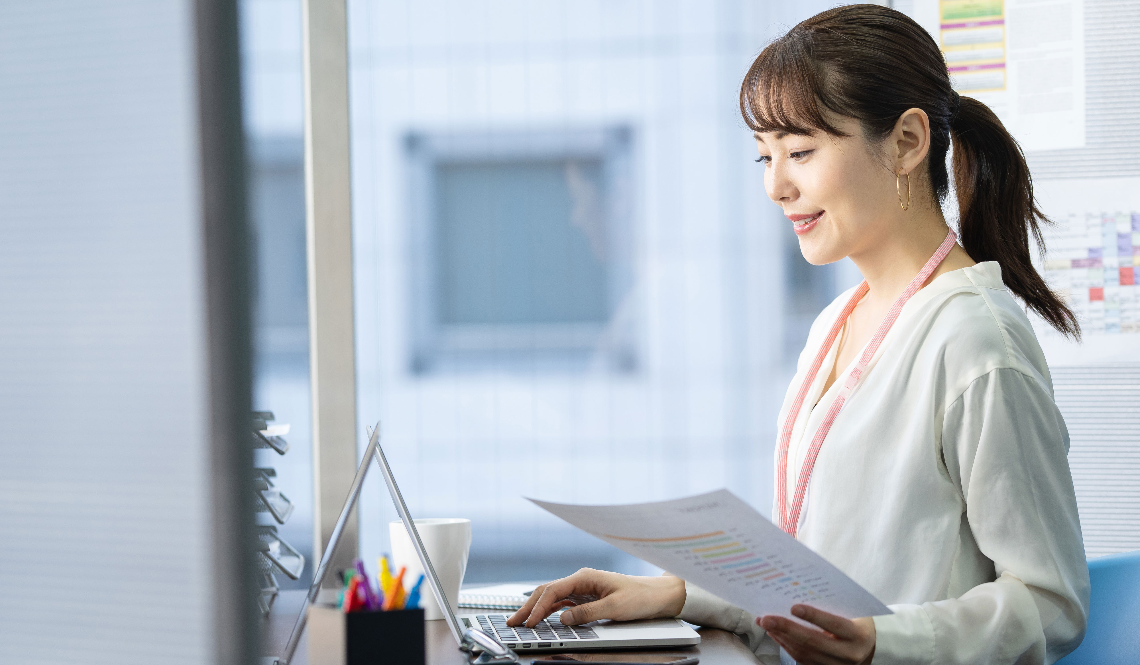 年収の壁を撤廃!「106万円の壁」「130万円の壁」への対応内容と企業に必要な手続きを解説