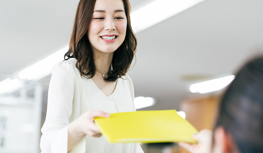 属人化は解消できる！人材派遣の導入で業務標準化を進める方法