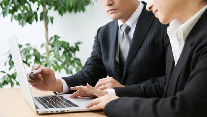 【業務の引き継ぎ】派遣期間終了までに行うべき企業の対応を解説
