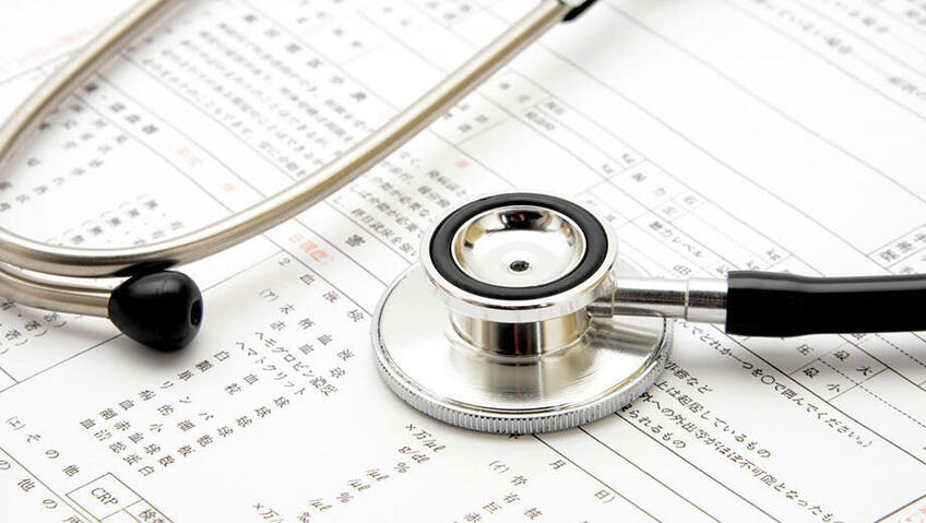 特殊健康診断とは?派遣先企業が負担すべき理由