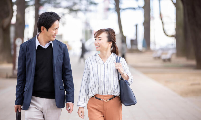 扶養範囲で働くとは?年収別の壁や社会保険の条件を解説