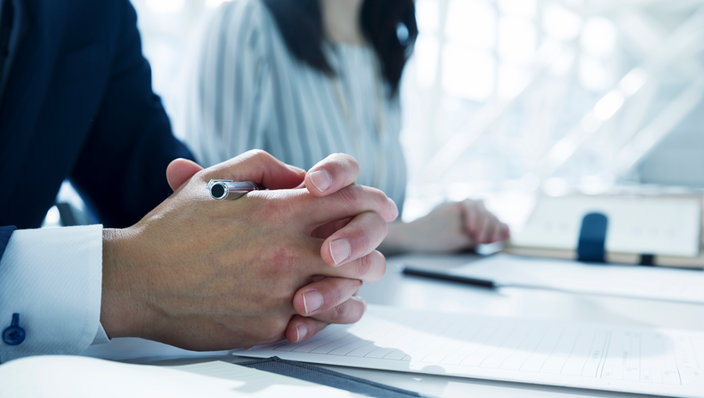 
                  派遣社員のキャリアアップ措置｜派遣先企業が知っておきたい協力・配慮の義務と教育訓練の進め方
                  